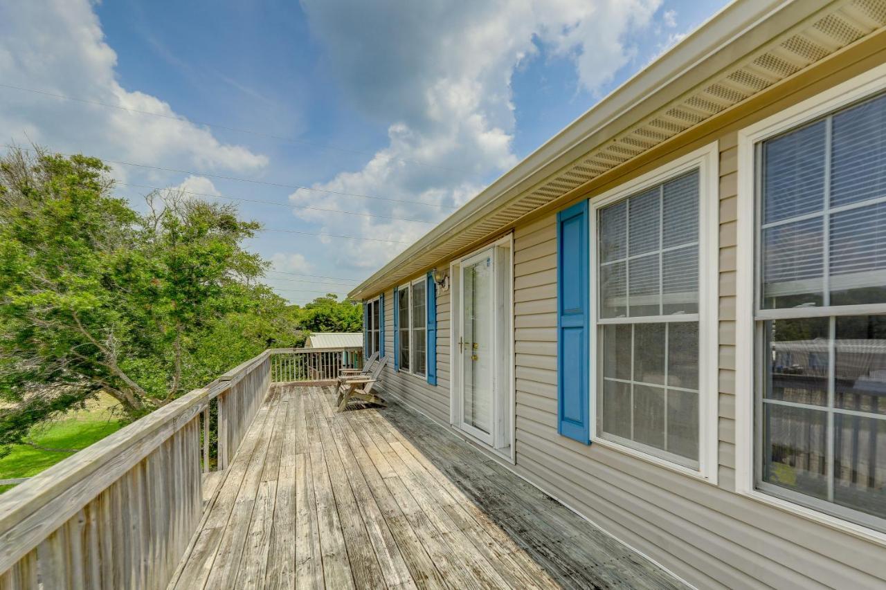 Coastal Emerald Isle Retreat With Deck And Grill! Buitenkant foto